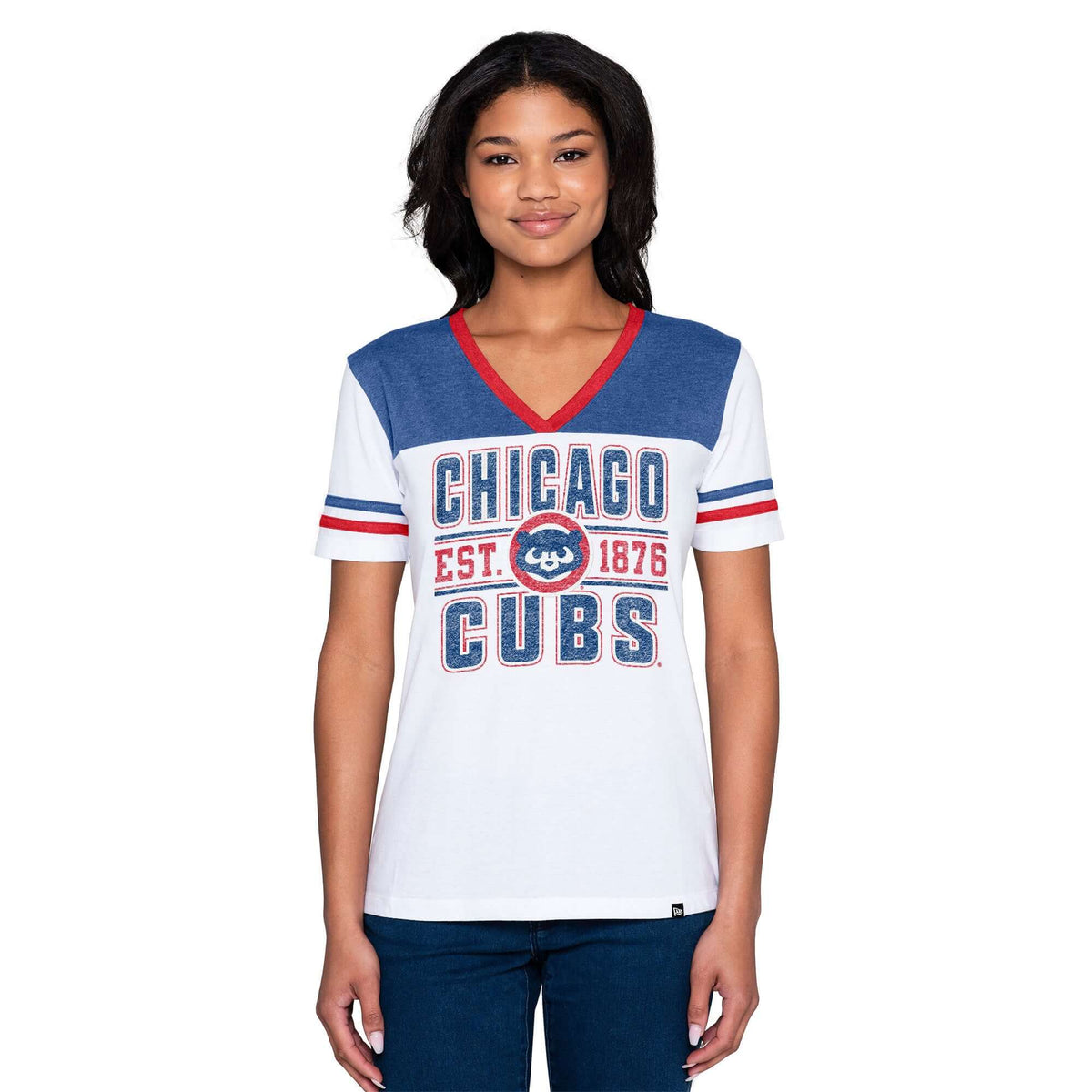 Women's Fanatics Branded Navy Chicago Cubs Official Logo V-Neck T-Shirt Size: Small