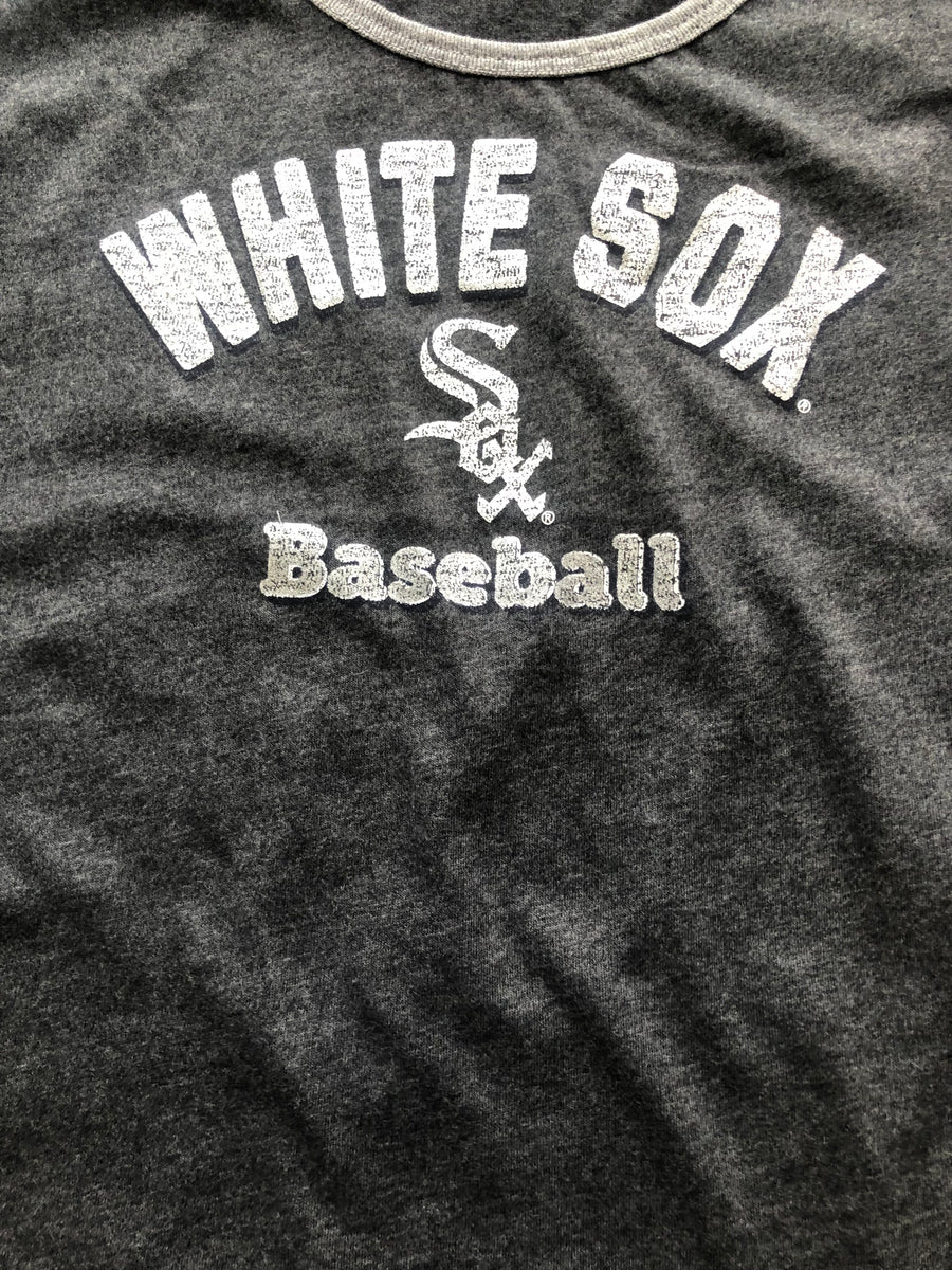 Chicago White Sox New Era Women's Plus Size Space Dye Raglan V-Neck T-Shirt  - Black