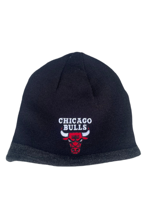 Chicago Bulls Adidas Reversible Team Knit Hat - Gray/Black