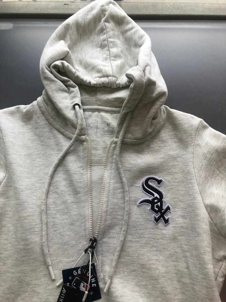 Chicago White Sox Antigua Women's Reward Pullover Sweatshirt - Heathered Gray 2XL