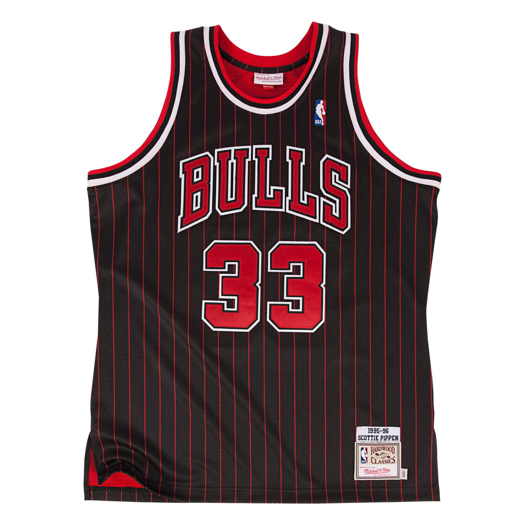 Women's Mitchell & Ness Chicago Bulls NBA Scottie Pippen Hardwood