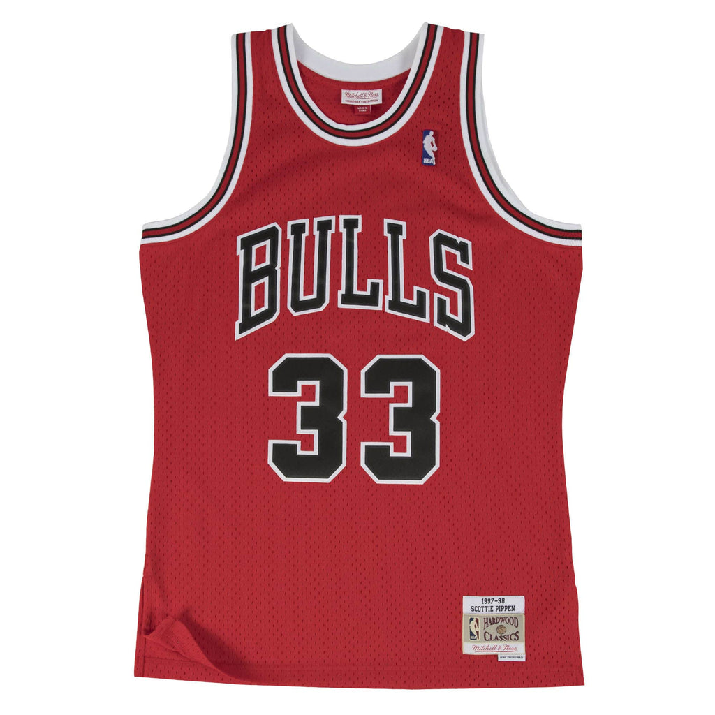 Men's Chicago Bulls Scottie Pippen adidas Black Hardwood Classics Swingman  Jersey